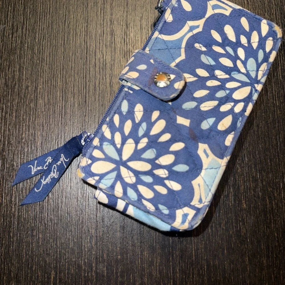 Vera Bradley Blue Floral Wristlet Phone Wallet Case
